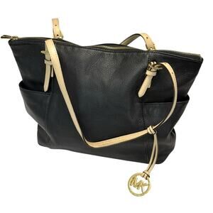 Michael Kors Jet Set Top-Zip Tote in Black - Pebbled Leather